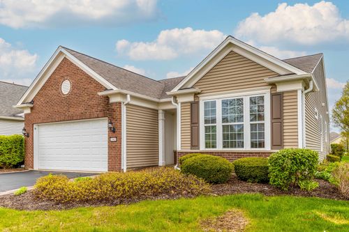 2942 Ravinia Cir, Mundelein, IL, 60060-6022 | Card Image