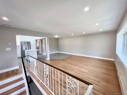 2-15512 Locke Ave, Whitestone, NY, 11357-3250 | Card Image