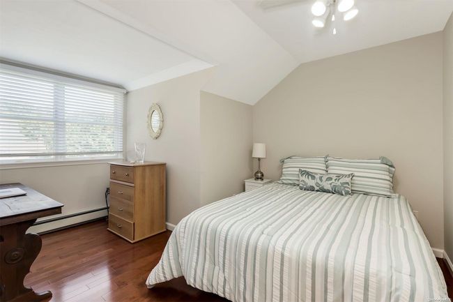 136 Mccarthy Ln, House other with 3 bedrooms, 2 bathrooms and null parking in Great River NY | Image 19