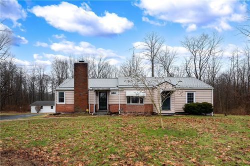 114 Hall Rd, Mercer, PA, 16137-6126 | Card Image