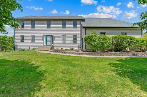 6701 Debbie Ln, Marengo, IL, 60152-8307 | Card Image