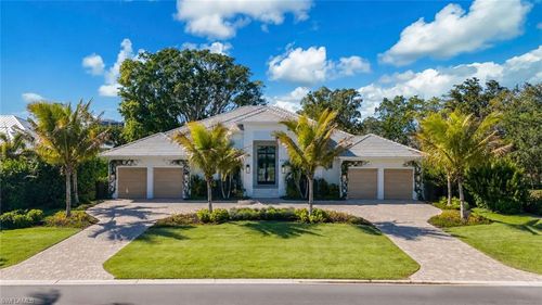 4851 Crayton Rd, NAPLES, FL, 34103-2439 | Card Image