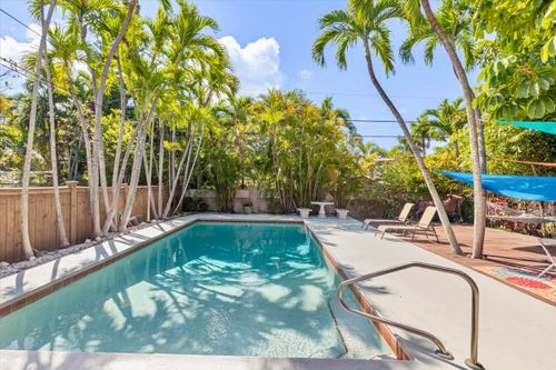 3704 Eagle Ave, Key West, FL, 33040-4525 | Card Image