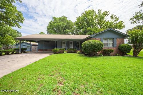 1042 Terrace Street, Bolivar, TN, 38008 | Card Image