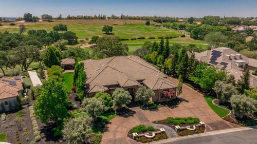211 Rua Esperanza, Lincoln, CA, 95648-7946 | Card Image