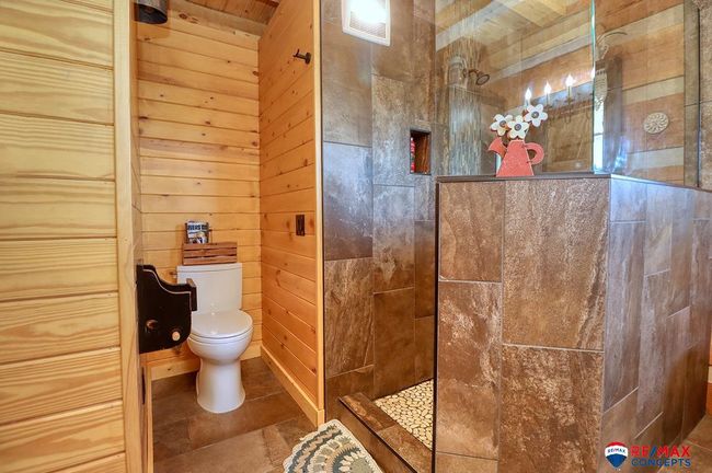 4949 Little Salt Rd, House other with 3 bedrooms, 3 bathrooms and 6 parking in Ceresco NE | Image 25