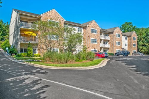 apt-204-1410 N Coalter St, Staunton, VA, 24401-2447 | Card Image