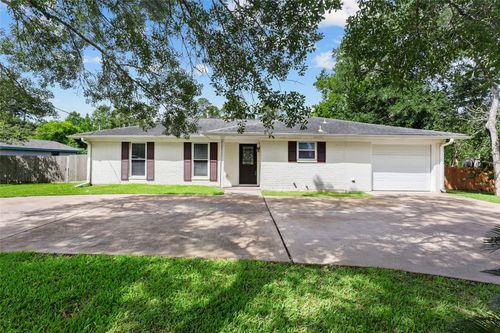 3310 Oak Dr, Dickinson, TX, 77539-4506 | Card Image