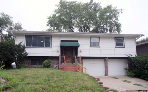 1414 Willow Ave, Bellevue, NE, 68005-2852 | Card Image
