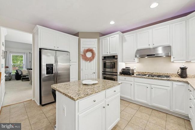 8411 Whitehaven Ct, House other with 6 bedrooms, 5 bathrooms and null parking in LORTON VA | Image 10