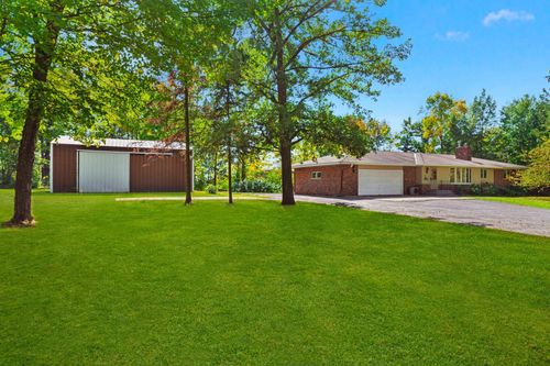 950 Main St W, Isle, MN, 56342-4568 | Card Image