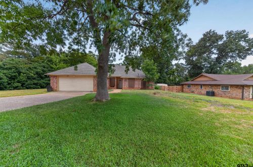 9314 Londonderry Dr, Tyler, TX, 75703-5330 | Card Image