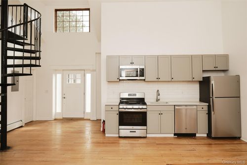 apt-3-5728 Route 209, Kerhonkson, NY, 12446-3147 | Card Image