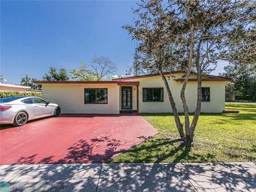 115 Marion Rd, West Park, FL, 33023-5275 | Card Image