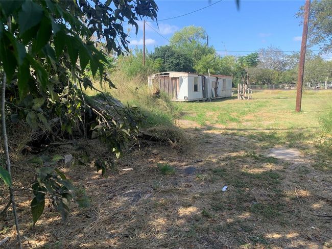 203 Palmetto St, House other with 0 bedrooms, 0 bathrooms and null parking in Refugio TX | Image 7