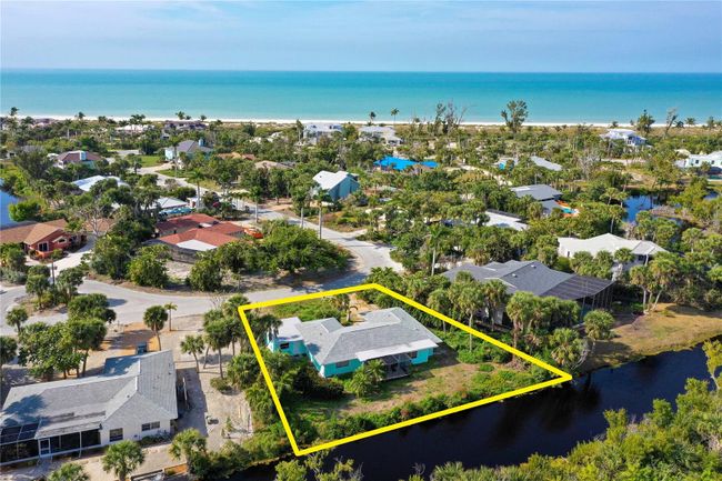1057 Blue Heron Dr, House other with 2 bedrooms, 3 bathrooms and null parking in Sanibel FL | Image 11