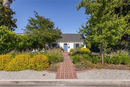 4852 Ben Ave, Valley Village, CA, 91607-3707 | Card Image