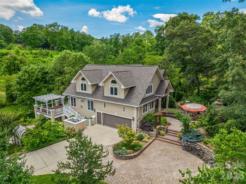 212 S Plains Dr, Asheville, NC, 28803-8580 | Card Image