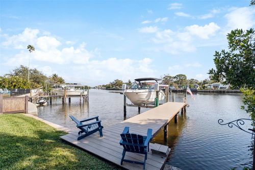 292 Sunlit Cove Dr Ne, ST PETERSBURG, FL, 33702-3230 | Card Image