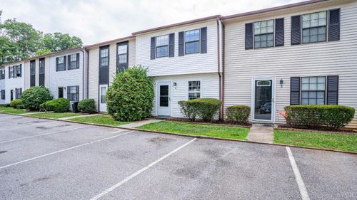 4 Countryplace Ln, Lynchburg, VA, 24501-6735 | Card Image
