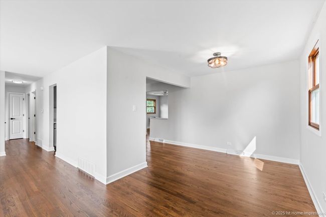 8826 Willow Rd, House other with 3 bedrooms, 2 bathrooms and 2 parking in Hickory Hills IL | Image 7