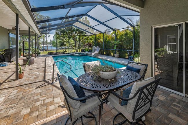 Covered Lanai - Views | Image 35