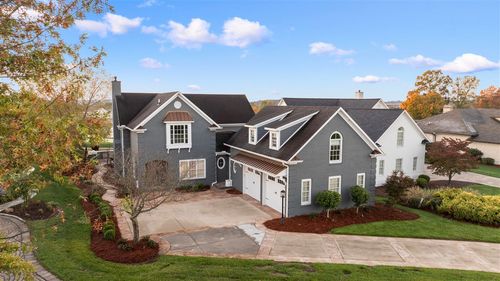 1473 Drakes Ridge Ln, Bowling Green, KY, 42103-7805 | Card Image