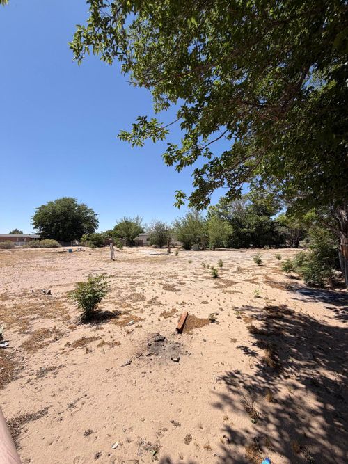 3025 Kirsten Rd Sw, Albuquerque, NM, 87121-6203 | Card Image