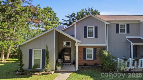 11101 Sevilla Ct, Charlotte, NC, 28226-3944 | Card Image