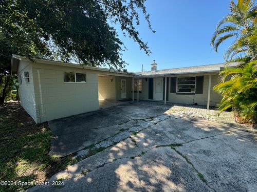 75 Brandy Ln, Merritt Island, FL, 32952-4927 | Card Image