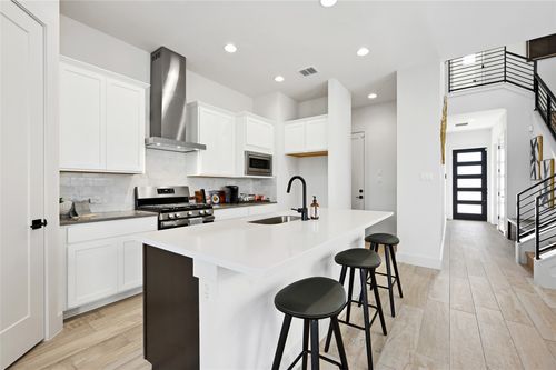 16-1531 N Red Bud Ln, Round Rock, TX, 78665 | Card Image