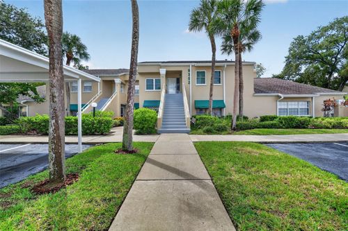 10-8352 Meadowbrook Dr, SEMINOLE, FL, 33777-1246 | Card Image