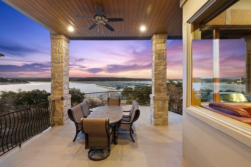 1310 Hurst Holw, Lakeway, TX, 78734-2540 | Card Image