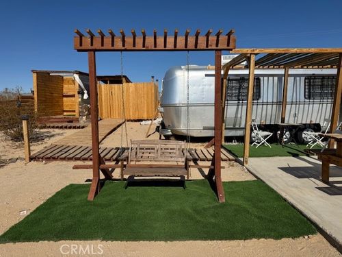 68175 Pole Line Rd, 29 Palms, CA, 92277 | Card Image