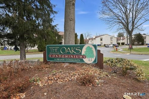 17-17 Little Oak Ln, Rocky Hill, CT, 06067-1835 | Card Image