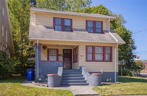 15218 Shiloh Rd, Cleveland, OH, 44110-1717 | Card Image