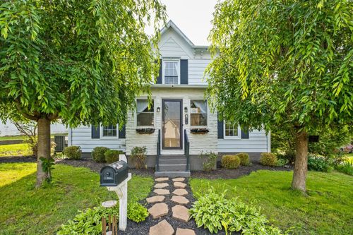106 2nd St, SHENANDOAH, VA, 22849-1506 | Card Image