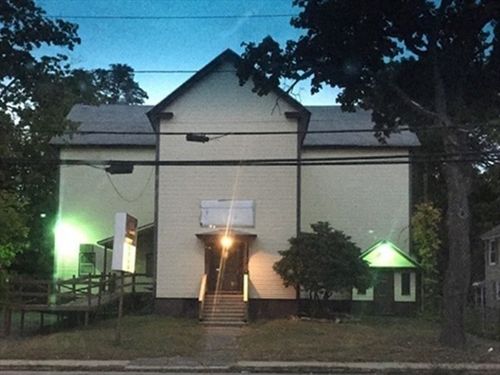 35 West St, Ware, MA, 01082-1413 | Card Image