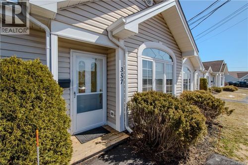 357 Beausejour St, Dieppe, NB, E1A1Y5 | Card Image