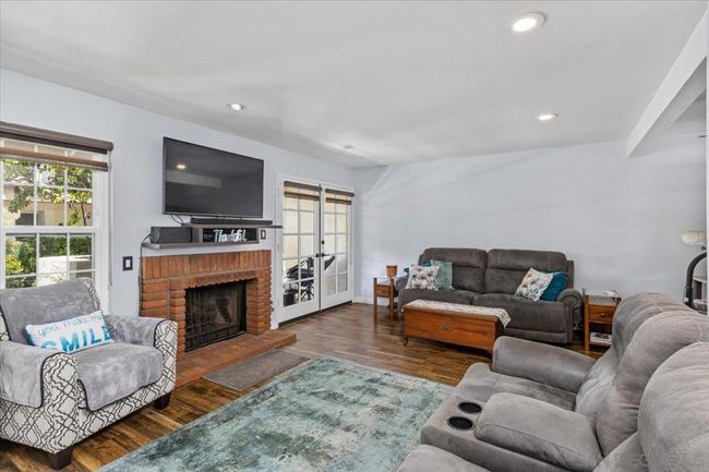 UNIT-76 - 1651 S Juniper St, Townhouse with 3 bedrooms, 3 bathrooms and 2 parking in Escondido CA | Image 12