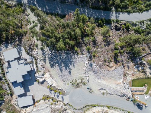 9377 Flicker Way, Whistler, BC, V8E1M1 | Card Image