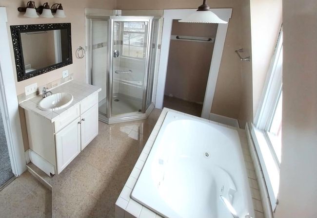 105 S Sycamore St, House other with 3 bedrooms, 2 bathrooms and null parking in Osgood IN | Image 5