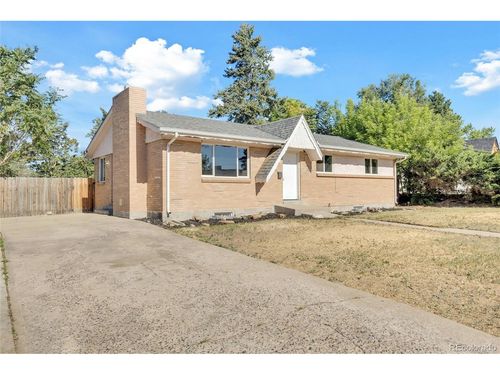8701 Oakwood St, Westminster, CO, 80031-3623 | Card Image