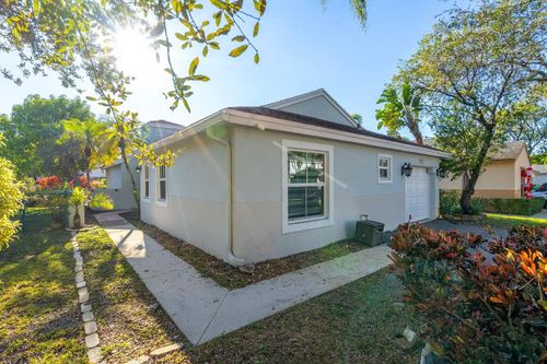 20718 Nw 3rd Court, Pembroke Pines, FL, 33029 | Card Image