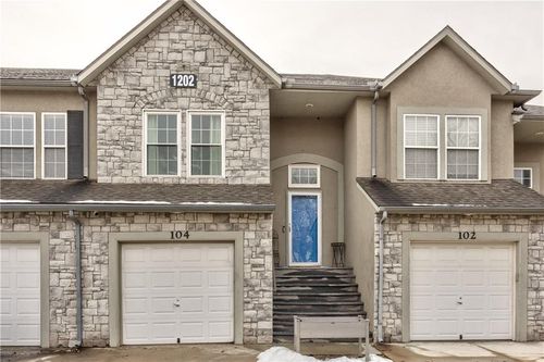 apt-104-1202 N Martway Dr, Olathe, KS, 66061-3190 | Card Image