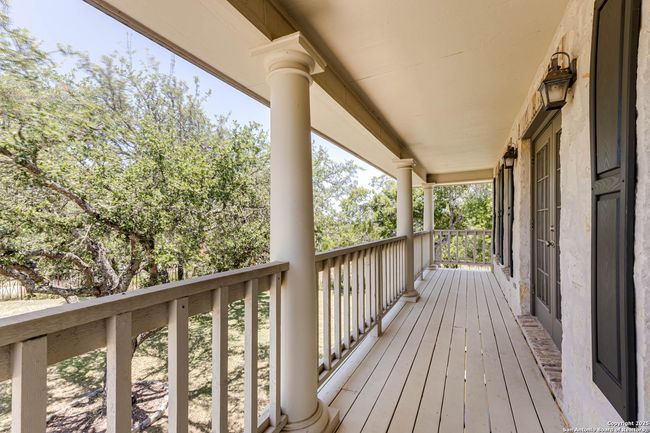 10022 Creekwood Pass, House other with 4 bedrooms, 3 bathrooms and null parking in Spring Branch TX | Image 30
