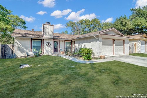 5719 Fort Clinton St, San Antonio, TX, 78233-5112 | Card Image