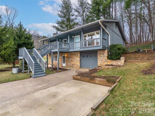 27 Brookcliff Dr, Asheville, NC, 28804-1810 | Card Image