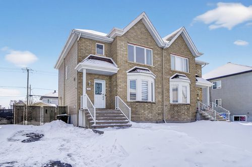 1950 Rue Des Cépages, Saint Lin  Laurentides, QC, J5M0G6 | Card Image