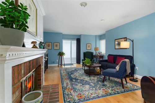 54 Bennett Cmn, Millbrook, NY, 12545-5902 | Card Image